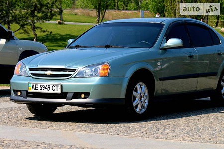 Chevrolet Evanda 2005  випуску Дніпро з двигуном 2 л газ седан автомат за 5600 долл. 