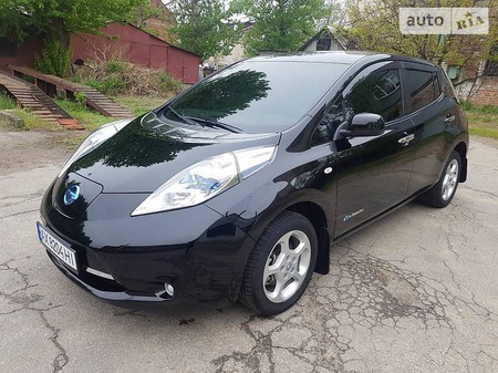 Nissan Leaf 2012  випуску Харків з двигуном 0 л електро хэтчбек автомат за 9800 долл. 