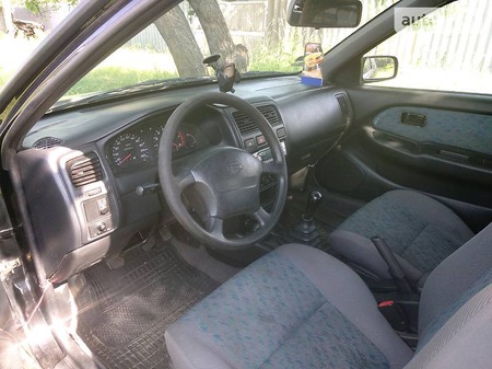 Nissan Almera 1997  випуску Харків з двигуном 1.4 л бензин хэтчбек механіка за 800 долл. 