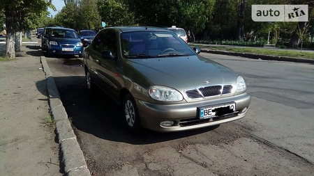 Daewoo Lanos 2007  випуску Миколаїв з двигуном 1.5 л газ седан механіка за 4000 долл. 