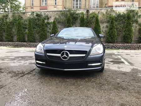 Mercedes-Benz SLK 250 2012  випуску Київ з двигуном 1.8 л бензин купе автомат за 24500 долл. 
