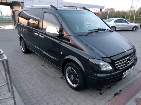 Mercedes-Benz Vito 2005  випуску Львів з двигуном 2.2 л дизель мінівен механіка за 8700 долл. 