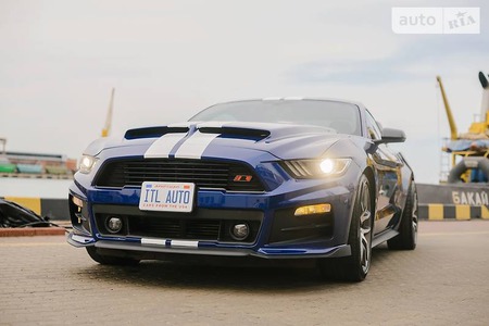 Ford Mustang 2015  випуску Одеса з двигуном 2.3 л бензин купе автомат за 29999 долл. 