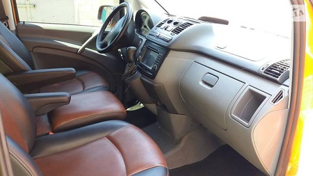 Mercedes-Benz Vito 2010  випуску Дніпро з двигуном 2.2 л  мінівен автомат за 11800 долл. 