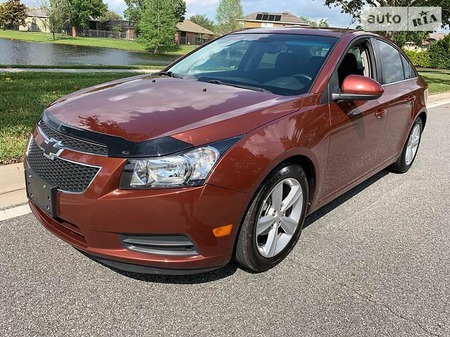 Chevrolet Cruze 2013  випуску Київ з двигуном 1.4 л бензин седан механіка за 8000 долл. 