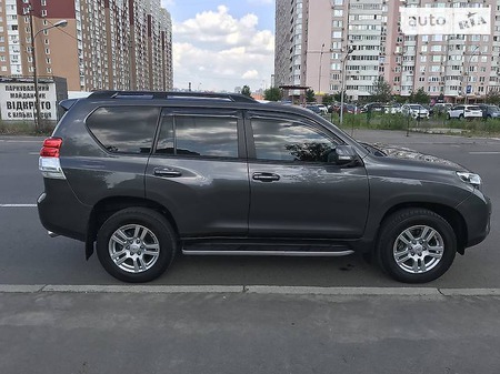 Toyota Land Cruiser Prado 2012  випуску Запоріжжя з двигуном 3 л дизель позашляховик автомат за 39000 долл. 