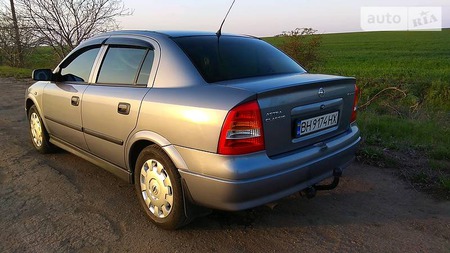 Opel Astra 2008  випуску Одеса з двигуном 1.4 л бензин седан механіка за 5600 долл. 