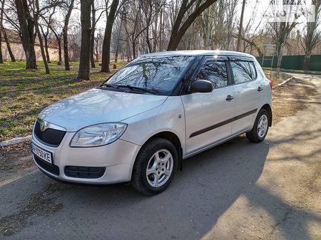 Skoda Fabia 2008  випуску Донецьк з двигуном 1.2 л газ хэтчбек механіка за 6500 долл. 