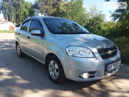 Chevrolet Aveo 2008  випуску Харків з двигуном 0 л газ седан автомат за 6300 долл. 
