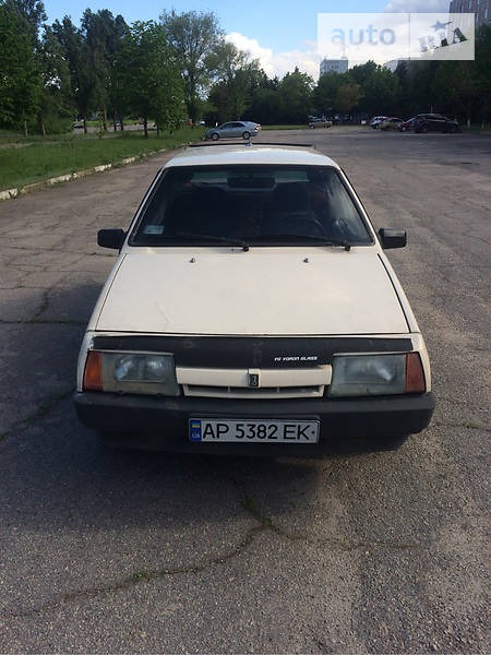 Lada 2108 1987  випуску Запоріжжя з двигуном 1.3 л газ хэтчбек механіка за 1000 долл. 