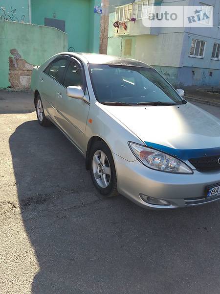 Toyota Camry 2003  випуску Кропивницький з двигуном 2.4 л газ седан автомат за 8100 долл. 