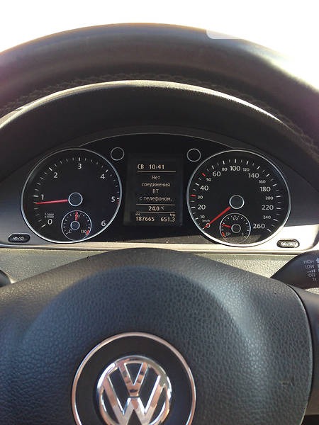 Volkswagen Passat 2012  випуску Рівне з двигуном 1.6 л дизель універсал механіка за 11500 долл. 