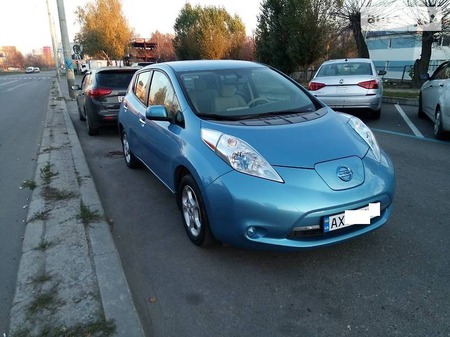 Nissan Leaf 2014  випуску Харків з двигуном 0 л електро хэтчбек автомат за 10999 долл. 