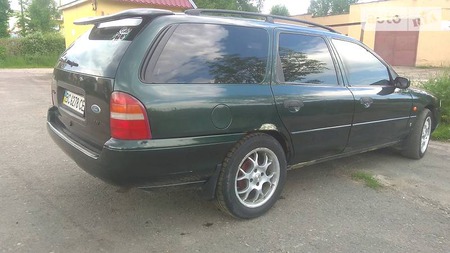 Ford Mondeo 1994  випуску Львів з двигуном 2 л газ універсал  за 2450 долл. 