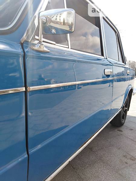 Lada 2103 1975  випуску Донецьк з двигуном 1.5 л газ седан механіка за 2200 долл. 
