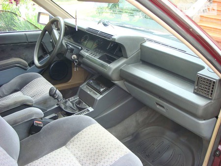Renault 25 1985  випуску Полтава з двигуном 2.2 л бензин хэтчбек механіка за 1750 долл. 
