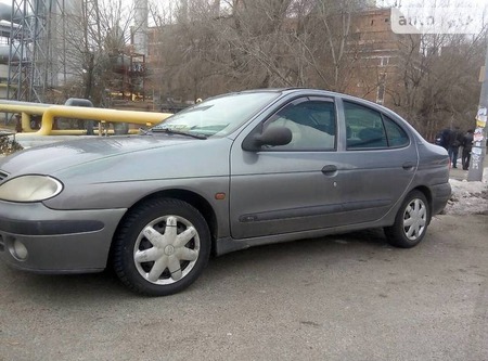 Renault Megane 1999  випуску Київ з двигуном 0 л газ седан  за 700 долл. 