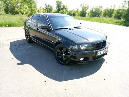 BMW 330 2001  випуску Київ з двигуном 3 л газ седан автомат за 8200 долл. 