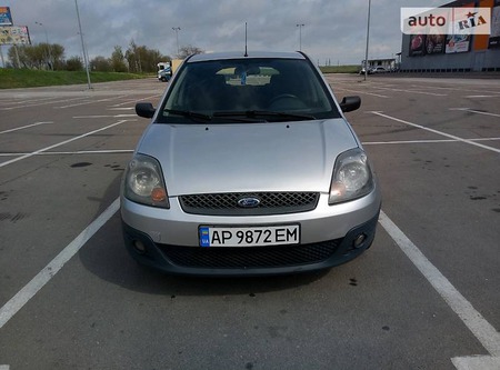 Ford Fiesta 2007  випуску Запоріжжя з двигуном 1.3 л газ хэтчбек механіка за 5000 долл. 