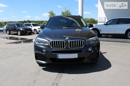 BMW X5 2014  випуску Харків з двигуном 3 л бензин позашляховик автомат за 42500 долл. 
