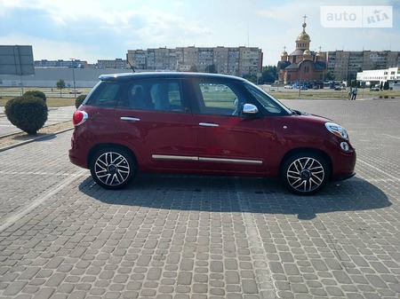 Fiat 500 L 2013  випуску Львів з двигуном 1.4 л газ хэтчбек автомат за 12700 долл. 