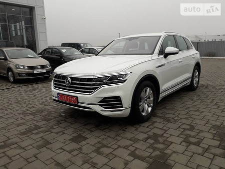 Volkswagen Touareg 2018  випуску Миколаїв з двигуном 0 л дизель позашляховик автомат за 74000 долл. 