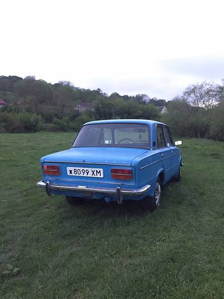 Lada 2103 1976  випуску Хмельницький з двигуном 1.3 л газ седан механіка за 950 долл. 