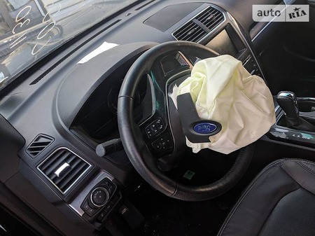 Ford Explorer 2016  випуску Вінниця з двигуном 0 л бензин позашляховик автомат за 11000 долл. 