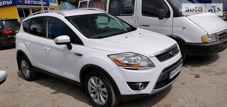 Ford Kuga 2013  випуску Харків з двигуном 2 л дизель позашляховик автомат за 14900 долл. 