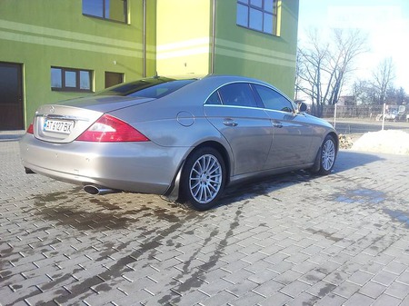 Mercedes-Benz CLS 350 2005  випуску Івано-Франківськ з двигуном 3.5 л газ седан автомат за 13900 долл. 
