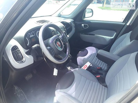 Fiat 500 L 2014  випуску Київ з двигуном 1.4 л бензин мінівен автомат за 6650 долл. 
