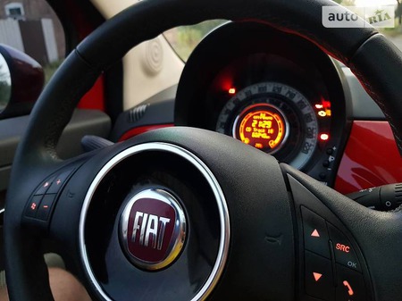 Fiat 500 2011  випуску Донецьк з двигуном 1.2 л бензин хэтчбек автомат за 8500 долл. 