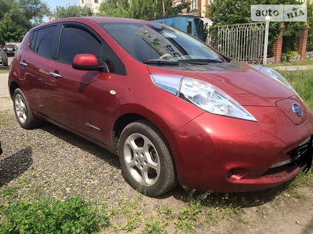 Nissan Leaf 2013  випуску Харків з двигуном 0 л електро ліфтбек автомат за 11200 долл. 