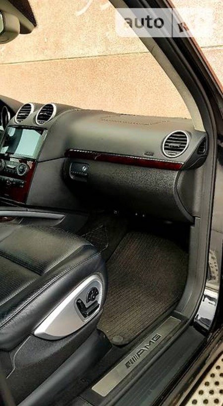 Mercedes-Benz ML 63 AMG 2009  випуску Київ з двигуном 6.3 л бензин позашляховик автомат за 26000 долл. 