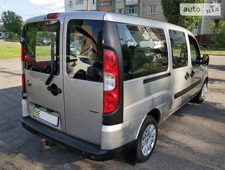 Fiat Doblo 2006  випуску Миколаїв з двигуном 1.9 л дизель мінівен механіка за 6400 долл. 