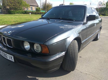 BMW 524 1991  випуску Дніпро з двигуном 2.4 л дизель седан механіка за 4200 долл. 