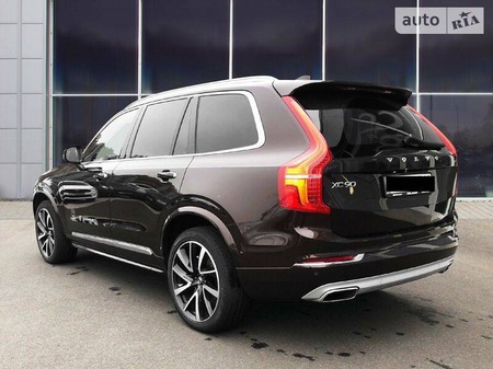 Volvo XC90 2016  випуску Львів з двигуном 2 л дизель позашляховик автомат за 44800 долл. 