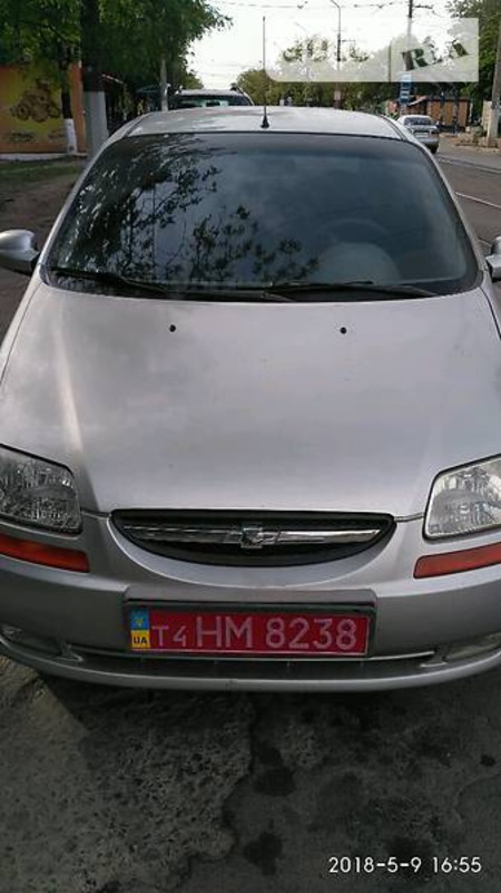 Chevrolet Aveo 2005  випуску Донецьк з двигуном 1.5 л газ седан механіка за 3899 долл. 