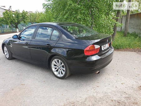 BMW 318 2006  випуску Дніпро з двигуном 2 л бензин седан автомат за 12500 долл. 