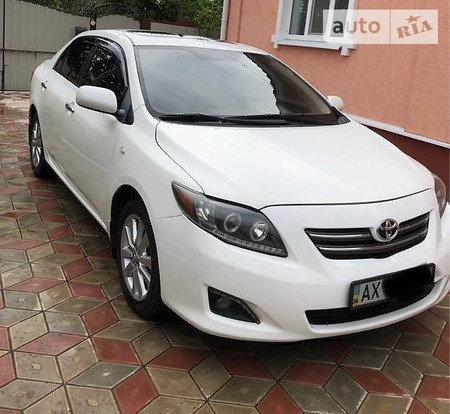 Toyota Corolla 2008  випуску Харків з двигуном 1.8 л газ седан автомат за 8650 долл. 