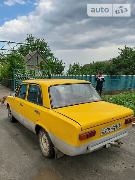 Lada 2101 1976  випуску Запоріжжя з двигуном 0 л газ седан механіка за 560 долл. 