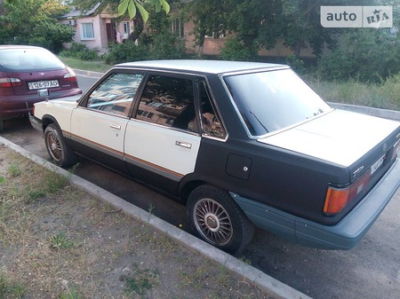 Toyota Camry 1984  випуску Луганськ з двигуном 1.8 л газ седан автомат за 1000 долл. 