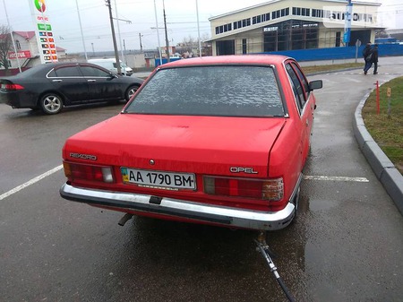 Opel Rekord 1984  випуску Київ з двигуном 2 л газ седан механіка за 1000 долл. 
