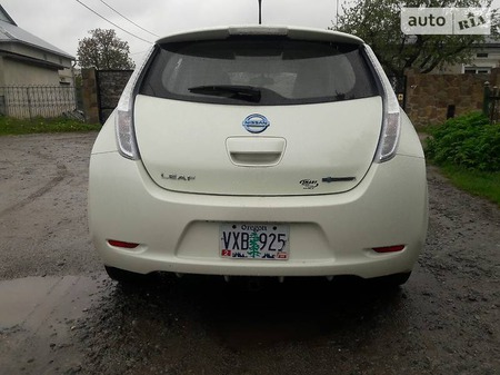 Nissan Leaf 2012  випуску Тернопіль з двигуном 0 л електро седан автомат за 8990 долл. 