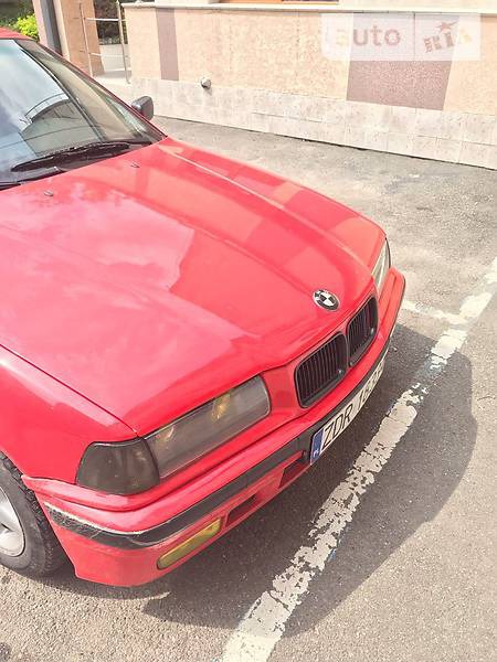BMW 316 1992  випуску Вінниця з двигуном 1.6 л газ седан механіка за 1500 долл. 