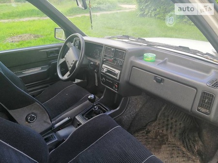 Volvo 360 1987  випуску Івано-Франківськ з двигуном 2 л бензин седан механіка за 1000 долл. 