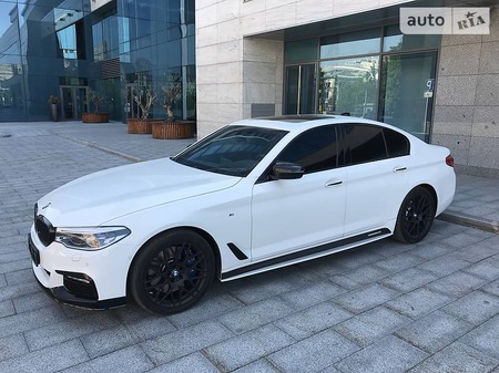 BMW 540 2017  випуску Київ з двигуном 3 л бензин седан автомат за 69000 долл. 