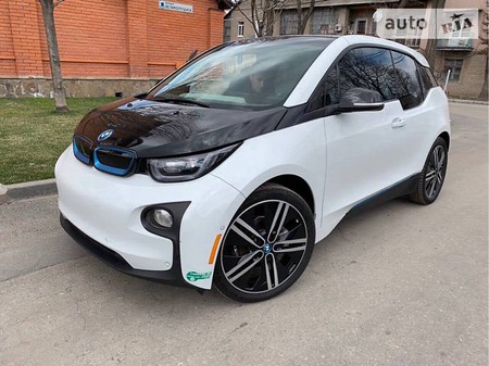 BMW i3 2015  випуску Дніпро з двигуном 0.7 л електро позашляховик автомат за 26900 долл. 