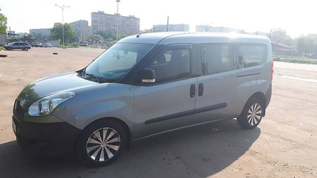 Fiat Doblo 2011  випуску Харків з двигуном 1.6 л дизель мінівен механіка за 8500 долл. 