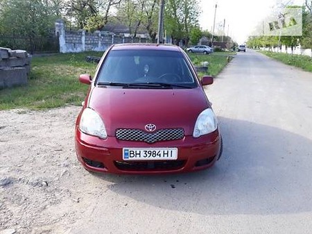 Toyota Yaris 2003  випуску Одеса з двигуном 1.3 л газ хэтчбек автомат за 5500 долл. 